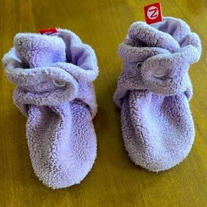 Zutano 6M booties GUC